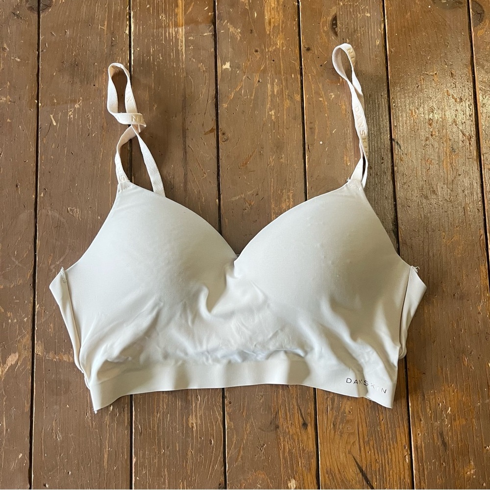 Danskin Womens Beige Lined Wireless Pull On Demi Bra
